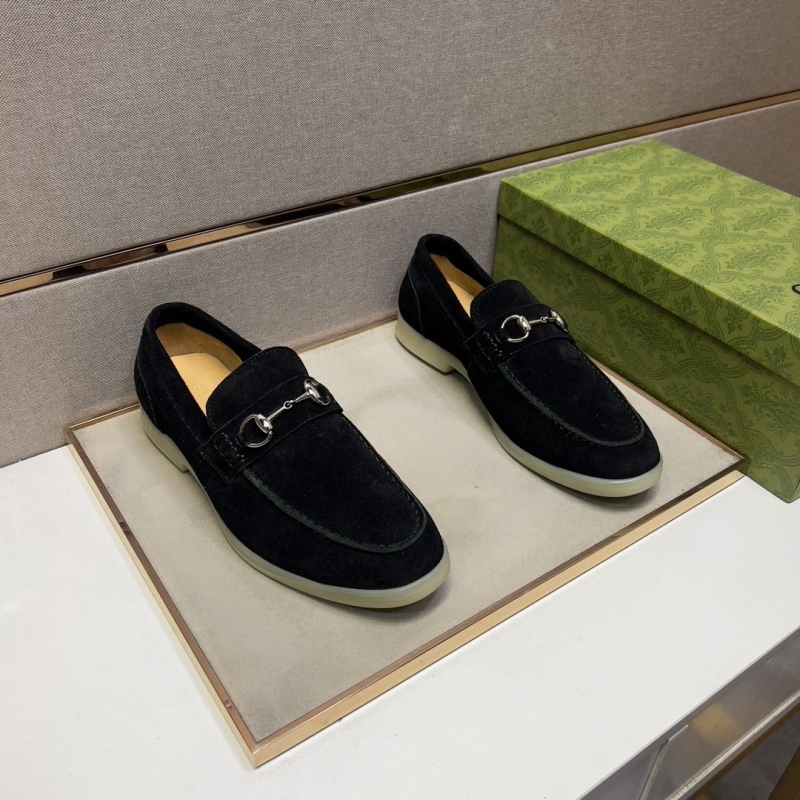 G*u*i leather shoes